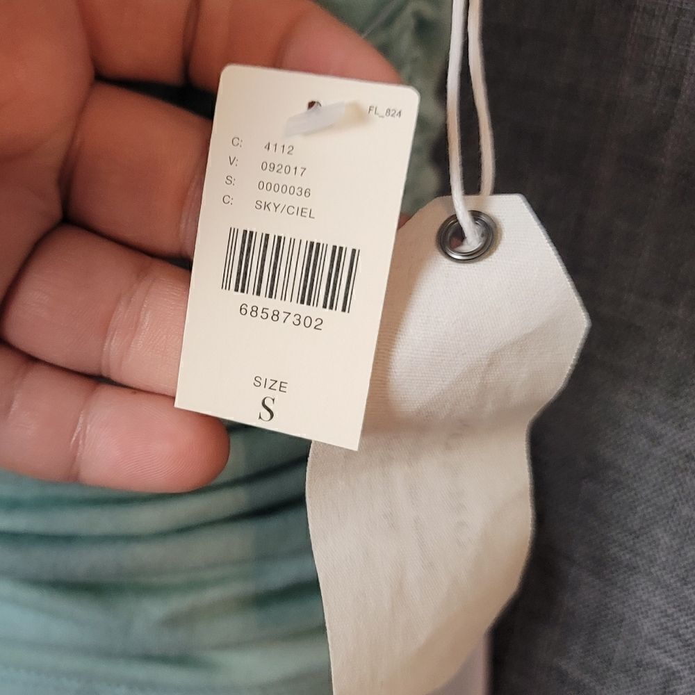 NWT- PILCRO Reversible Top - Picture 5 of 9